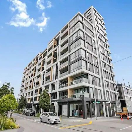 Sleek Modern Studio With Balcony Окленд Экстерьер фото